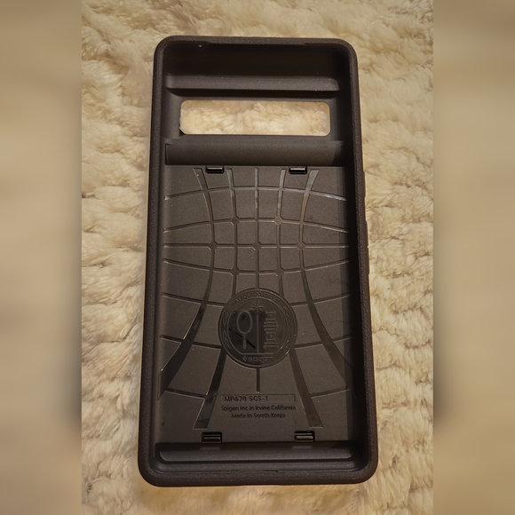 Spigen Pixel 7 Pro Slim Armor CS Case Black New in Box - Picture 11 of 16